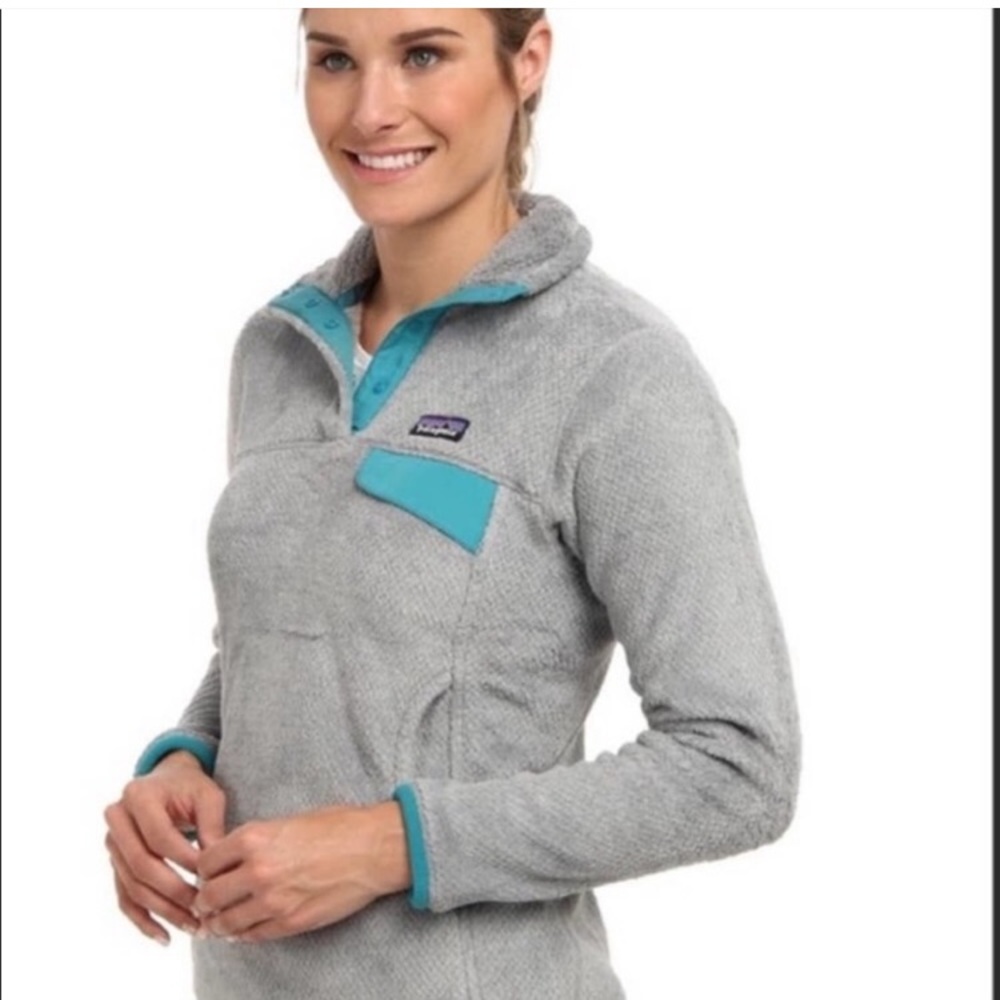 Patagonia size large pull over gray fleece.